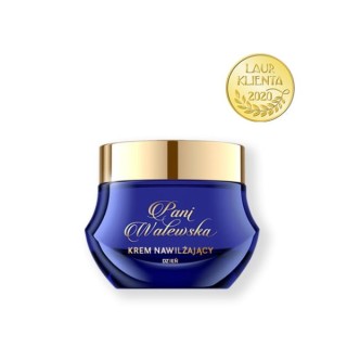 Pani Walewska Classic feuchtigkeitsspendende Gesichtscreme für den Tag 50 ml